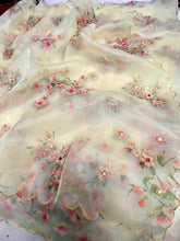 Load image into Gallery viewer, Wedding Wear Pure Organza Silk Digital Print Hand Work Saree Blouse For Women

