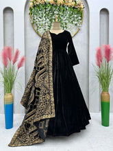 Load image into Gallery viewer, Party Wear Black Velvet Ready To Wear Gown For Women
